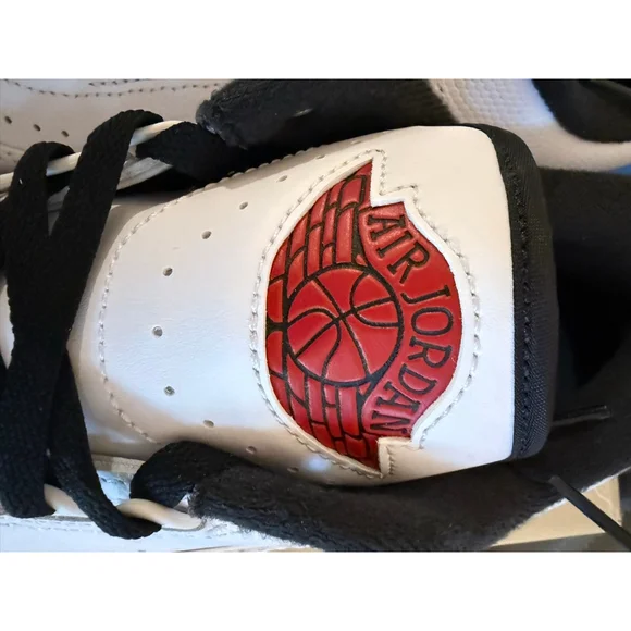 Men's Air Jordan 2/3 Sneakers Size 8 White Black Blue Red